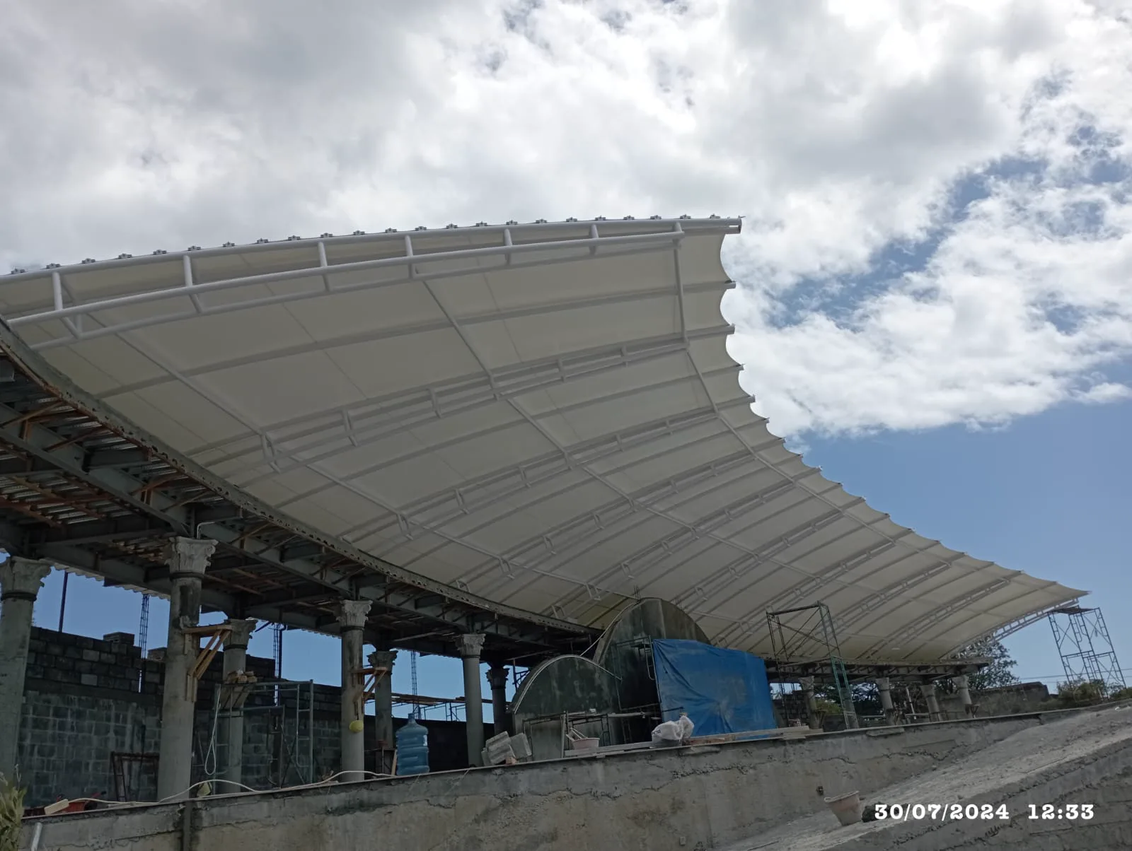 Tensile Membrane Gedung Pilar Arsitektur Klasik - Menteng, Jakarta Pusat
