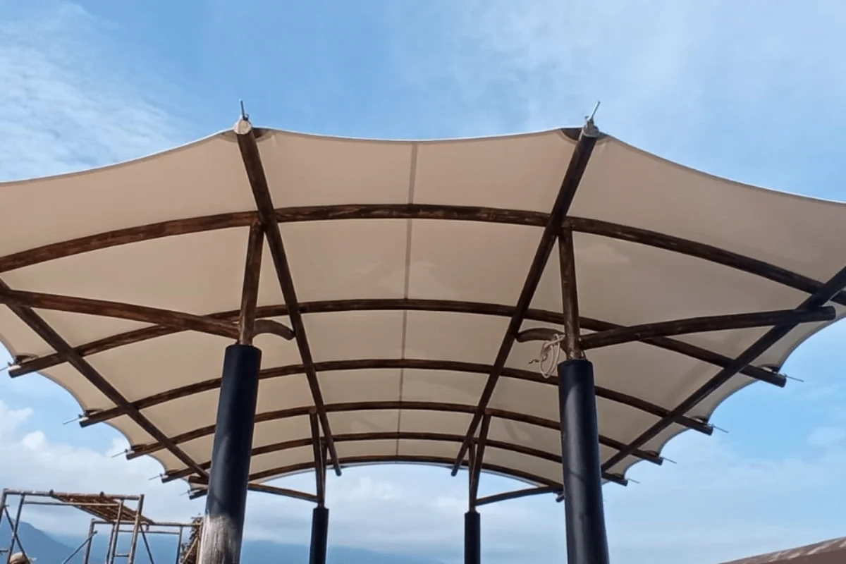 Model Layar (Sail / Multi-Triangle)